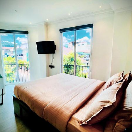 Bed Station 210 Hotel Kandy Buitenkant foto