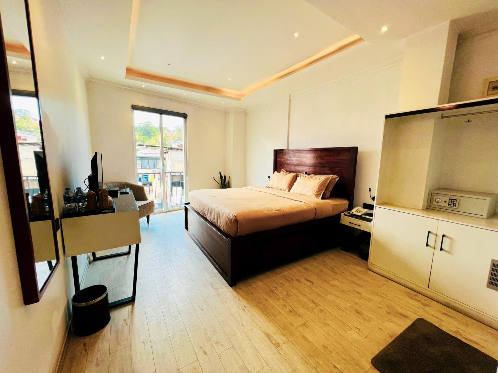Bed Station 210 Hotel Kandy Buitenkant foto